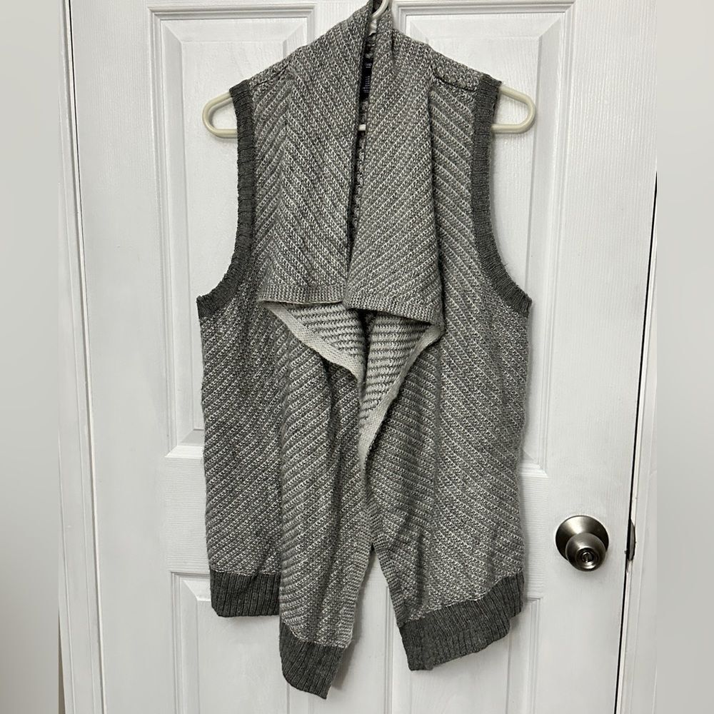 Gap open sweater vest shawl oversized knit wool blend gray white Size Medium